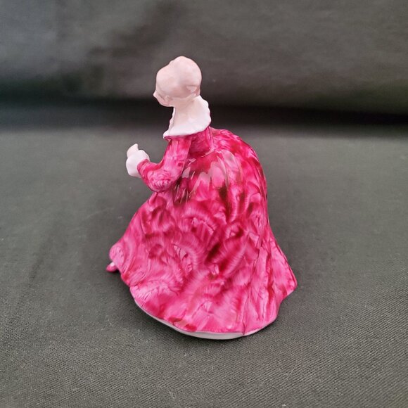 Vintage Royal Doulton Kirsty Figurine 1970 NH 3213 Small Made in England - Picture 8 of 10